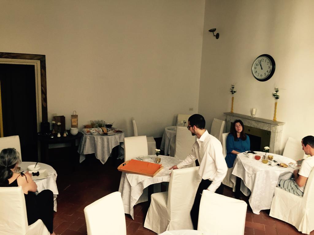 Home Restaurant Hotel Флоренция Стая снимка